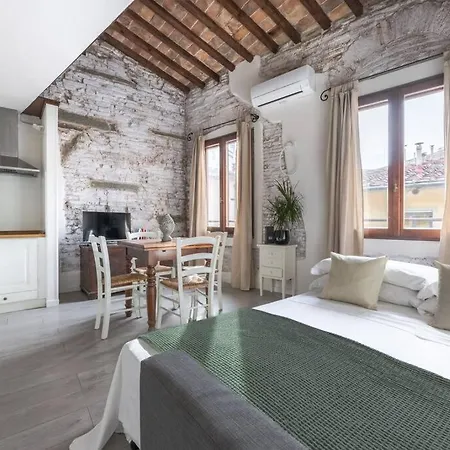 Borgo La Noce Two شقة *