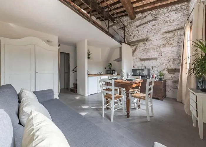Borgo La Noce Two شقة